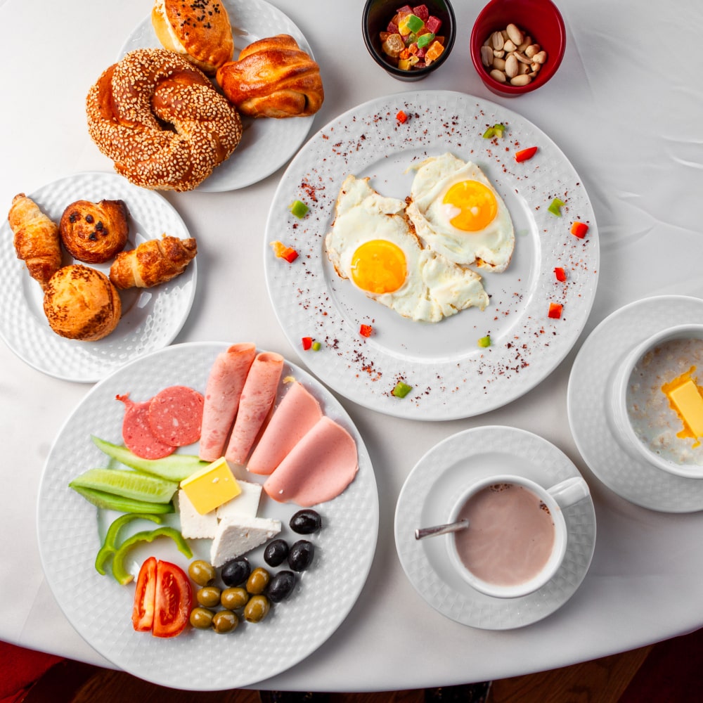 Delicious breakfast in Jaco by chef Bruno